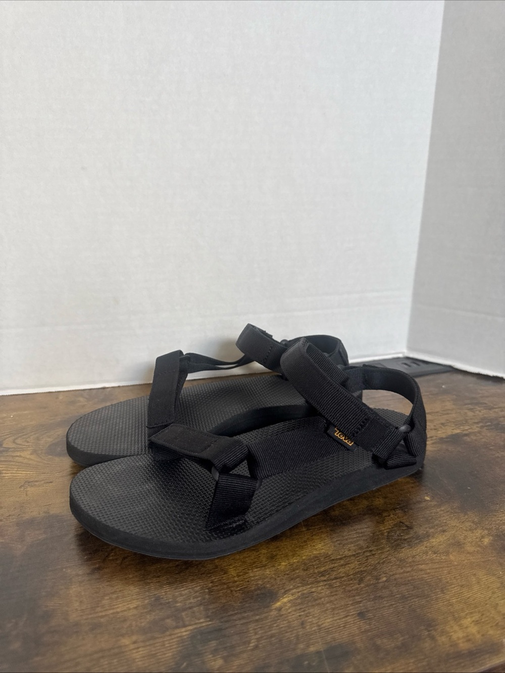 Teva Original Universal Sandals Women's Size 9 Black Adjustable Straps NEW